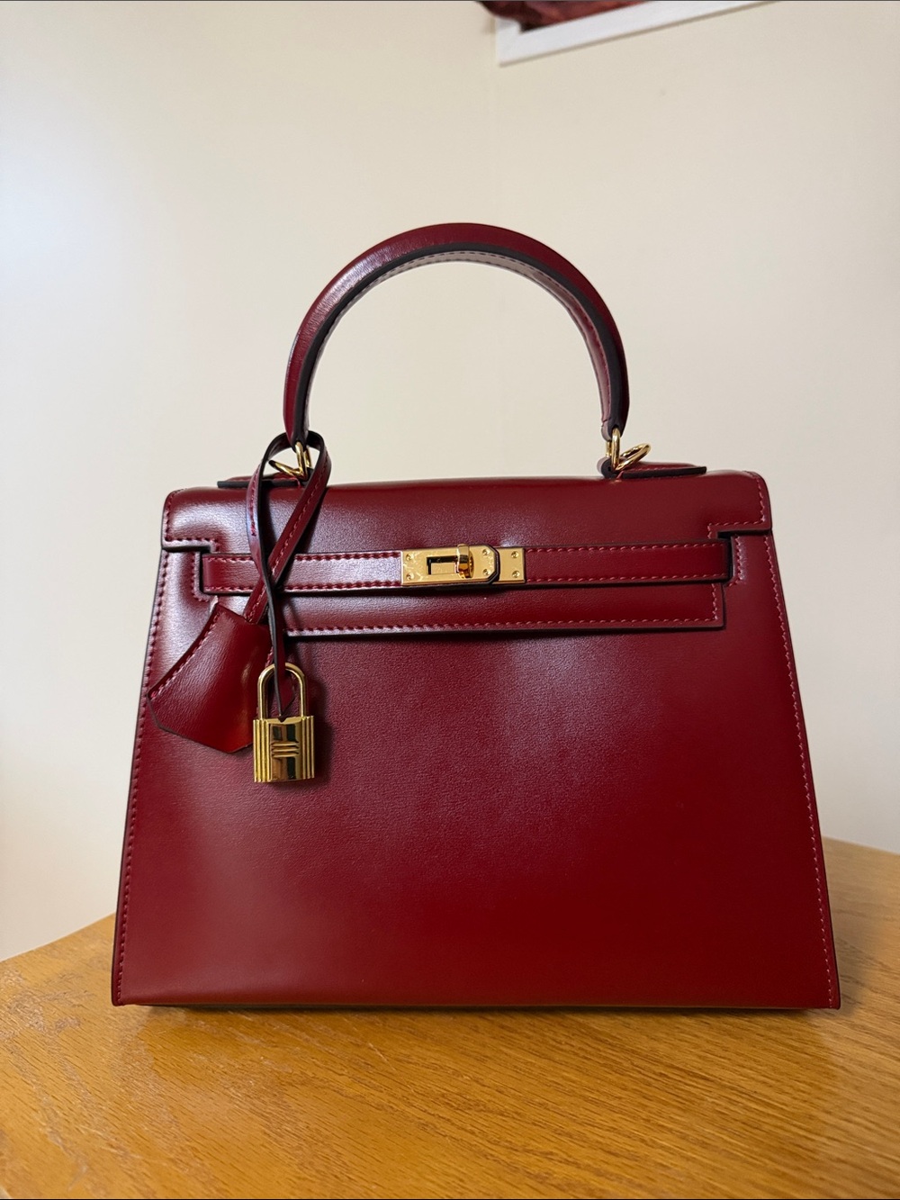 Classic Structured Top-Handle Women's Handbag in Burgundy